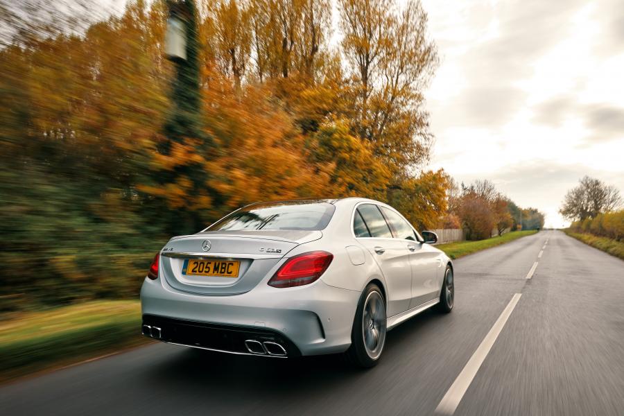  Mercedes-AMG C63 S (W205) 2018 года  (UK) (фото 14 из 40)